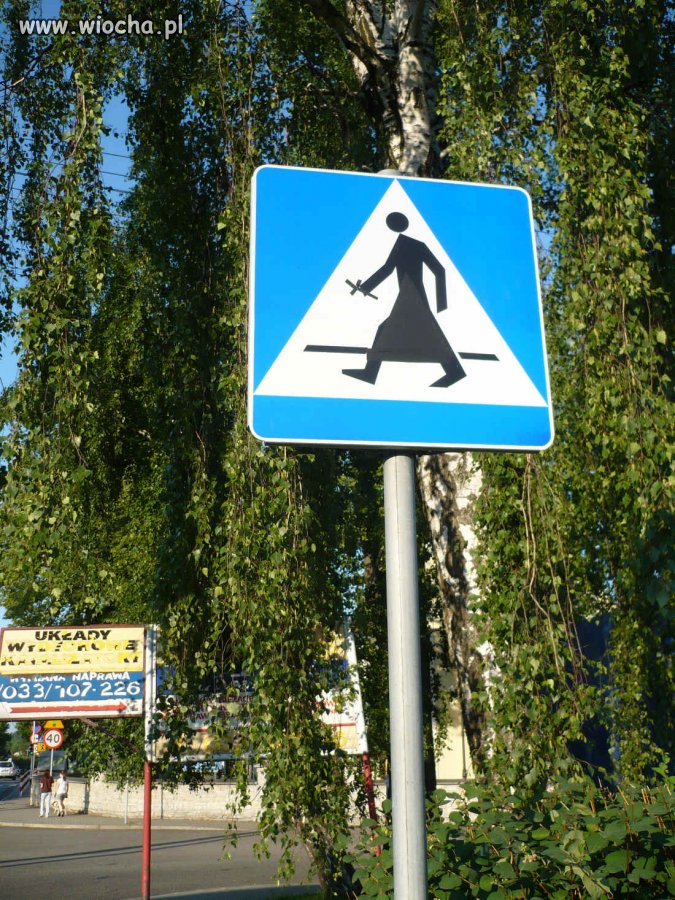Przejście wyłącznie, dla "personelu naziemnego"