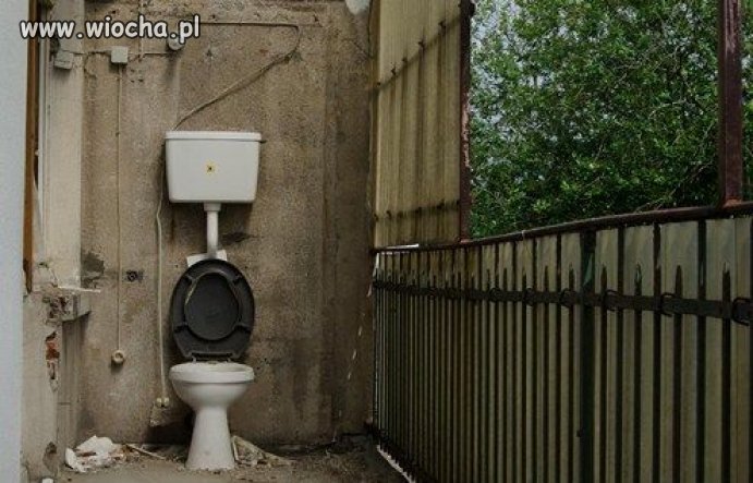 Wc na świeżym powietrzu...