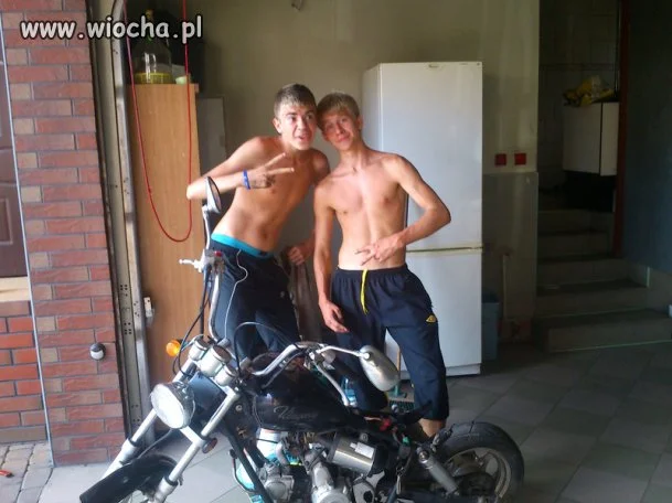 Nie ma to jak szpan motorem...