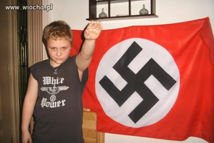 Młody polak wierny ojczyźnie.