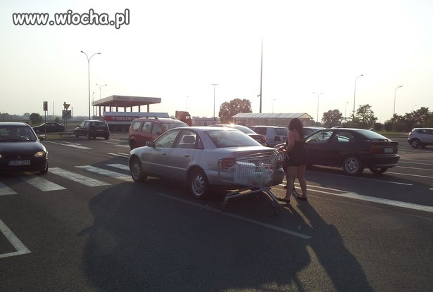 Mistrzyni parkowania...
