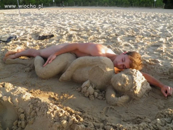 Na plaży z ukochaną
