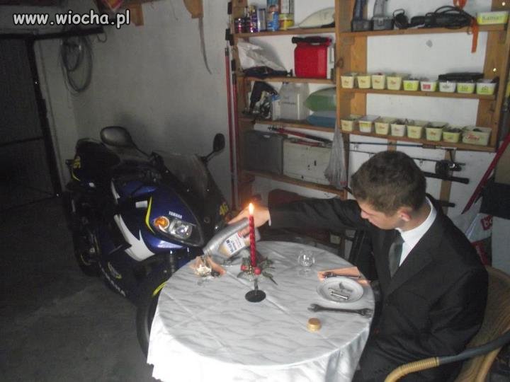 Motocyklista z NML  