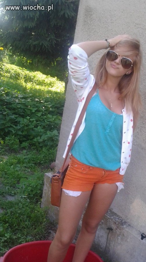 Dzióbek jest, ale po co Nogi w misce???