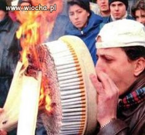 Zachciało mu się zajarać ...
