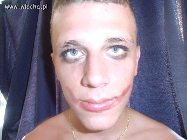 Ładnego makijażu nigdy za wiele
