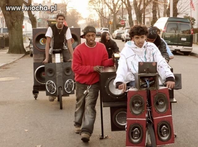 To się nazywa mobilny DJ