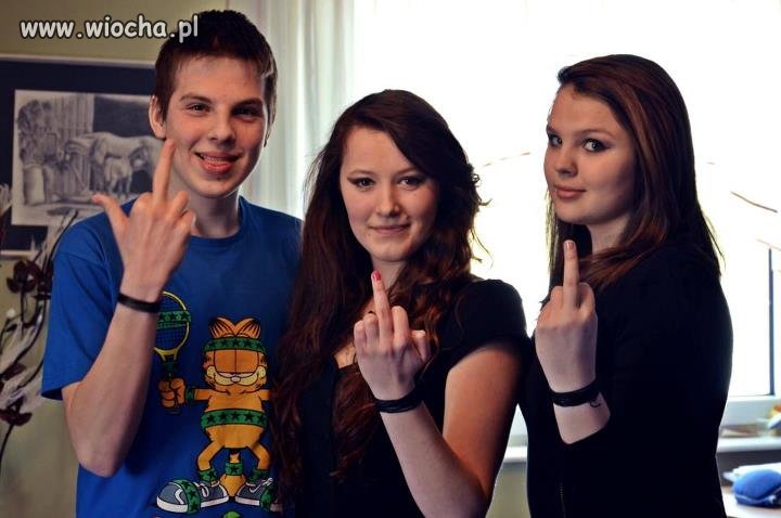 Opis "Bo na nas mocnych nie ma"