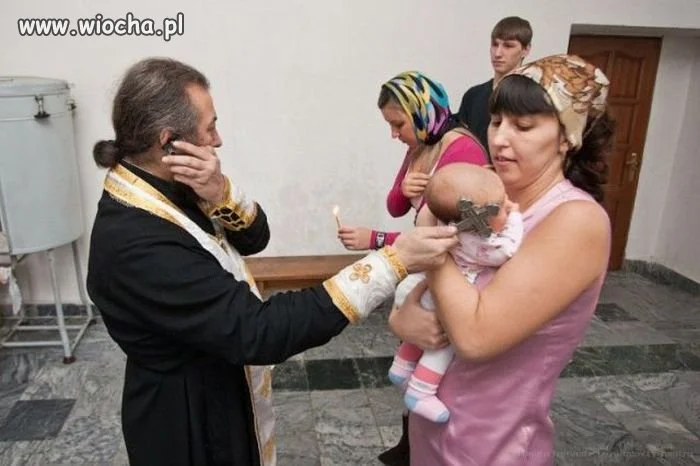 Chwilunia z tym chrztem... 