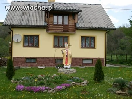 Papież błogosławi...