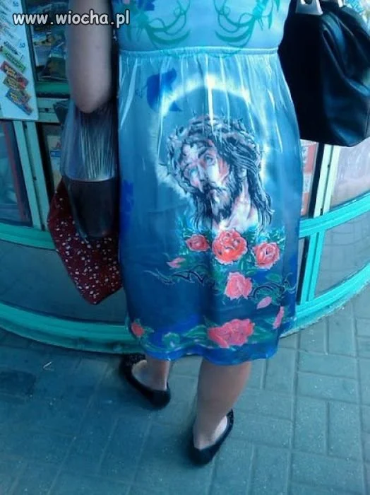 Jezus na dupie, róże na dole.
