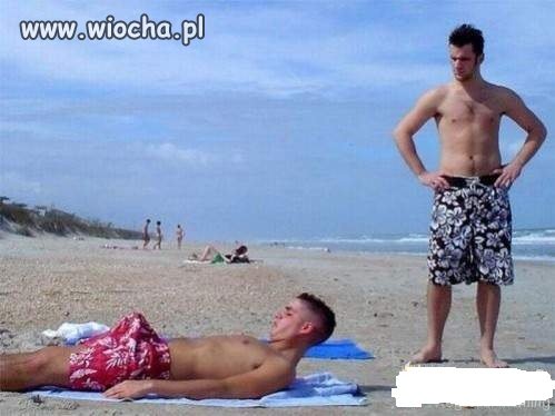 Stary... namiot ci się za bardzo podniósł...