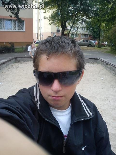 Gangsta w okularach mamy