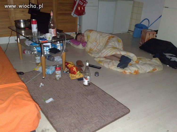 Mama uczyła od małego pij prosto z flachy