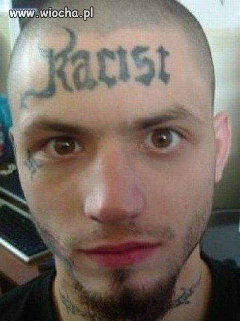 Rasizm ma wypisany na twarzy