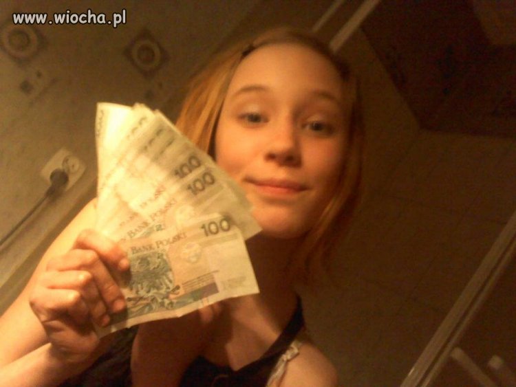 Pochwalę się kaską na fejsbuczku 
