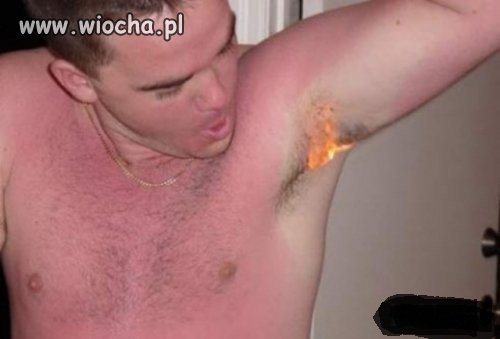 Przyszło lato trzeba się wypalić pod pachamia 