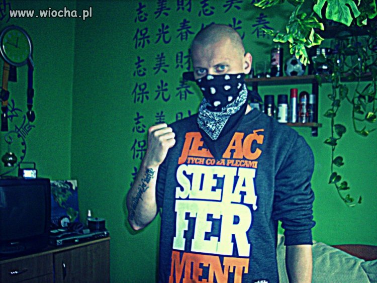Gangsterka (Opis zdjęcia: THUG LIFE)