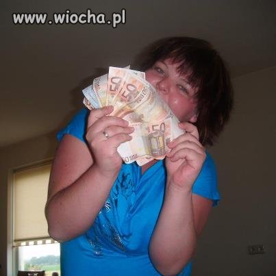 Loszka Szpanuje kasą