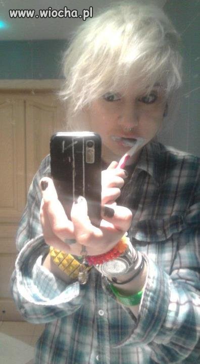 Emo się myje