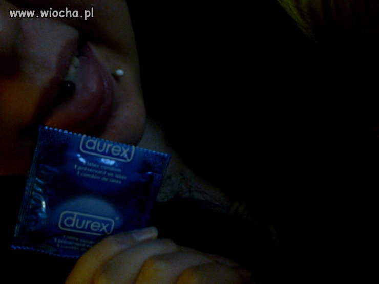Lans na durex...15-letnia dziewczyna jarająca się...