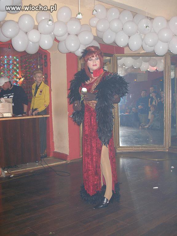 Drag Queen na fotce.