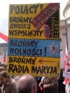 Niepodległości??? Wróg u bram... RODACY!!!