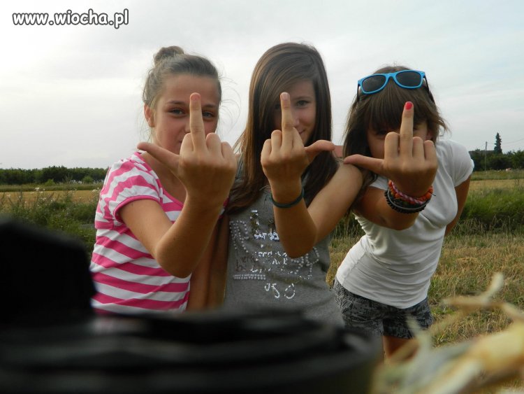 Hahaha z Dzióbkami.  (opis do zdjęcia) 