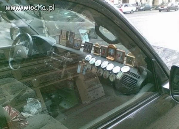 Auto wielbiciela o. Rydzyka