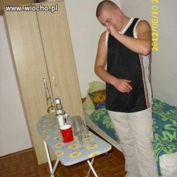 Dłubanie w nosie 