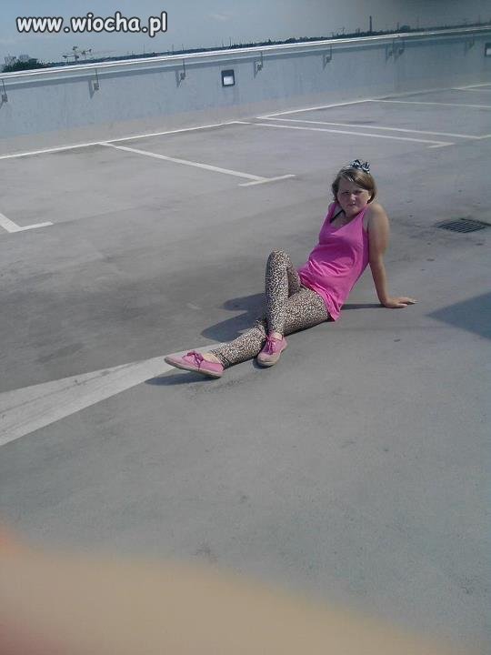 I sexy and I know it. 