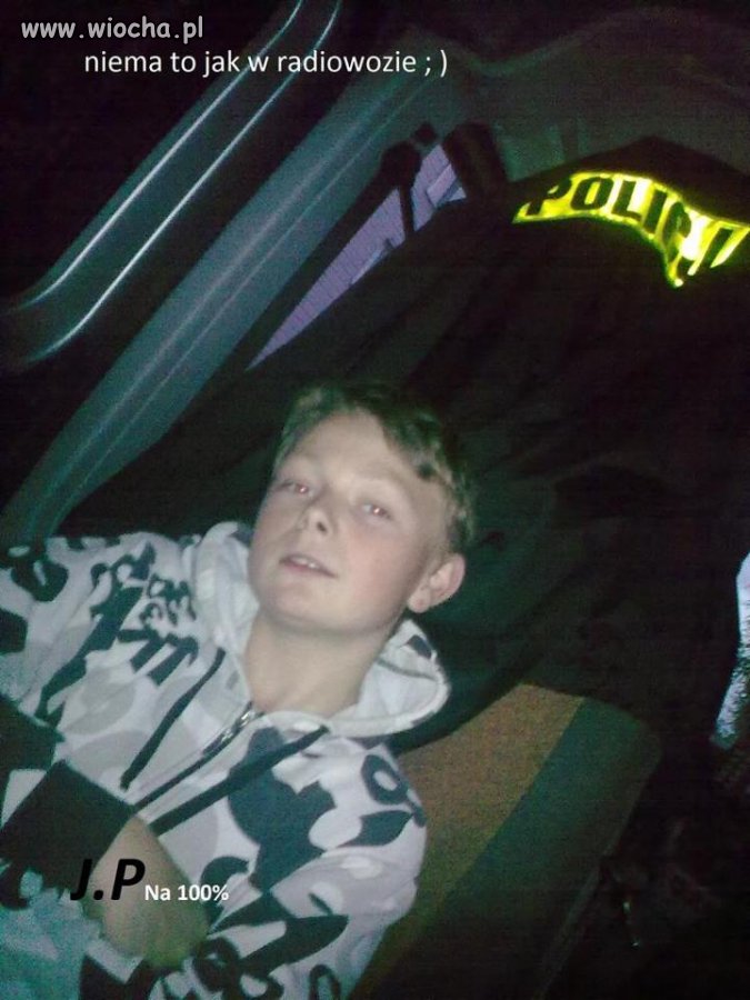 "niema to jak w radiowozie"