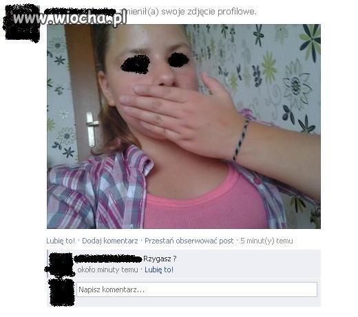 Najadła się i rzyga 