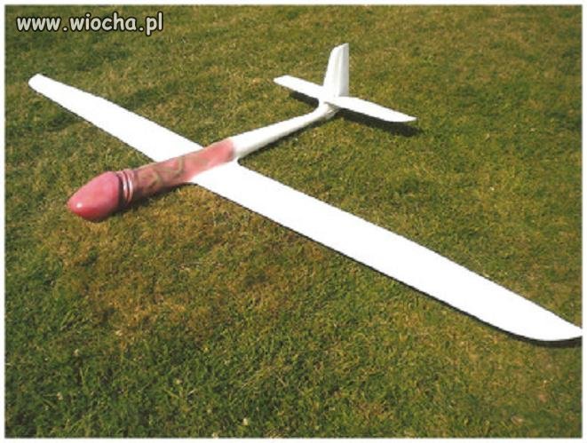 C*ujowy model szybowca
