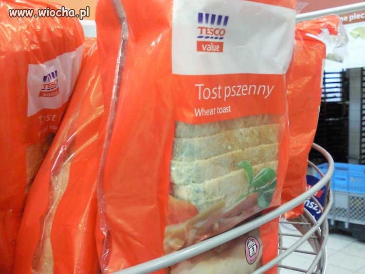 Świeży chlebek w Tesco