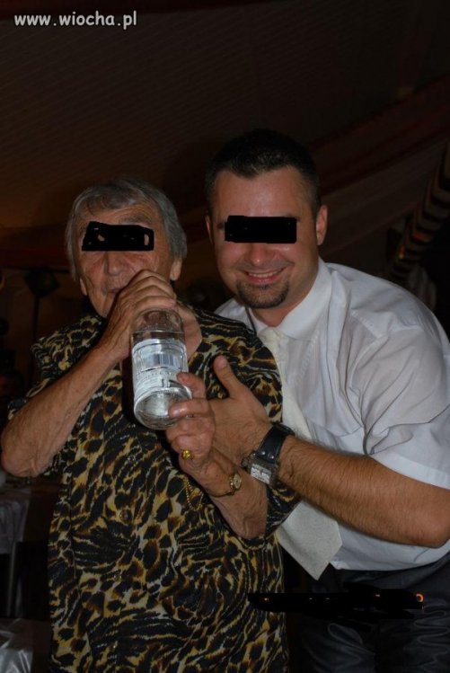 Ja, babcia i jej flaszka