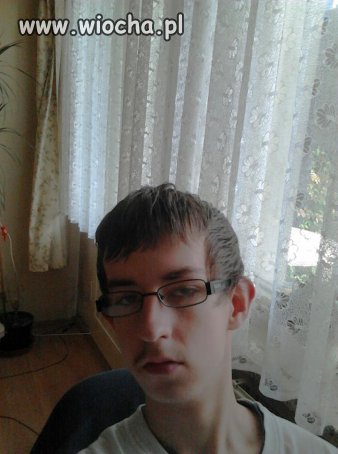 Dziewiczy wąs