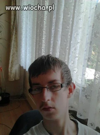 Dziewiczy wąs
