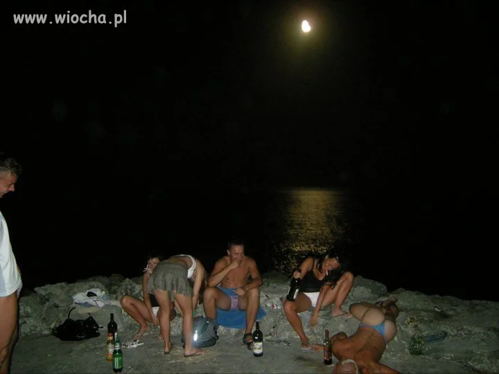 łysy świeci i łysy świeci