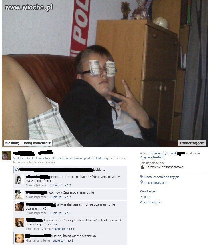 Sexy poza, kasa przed oczami...