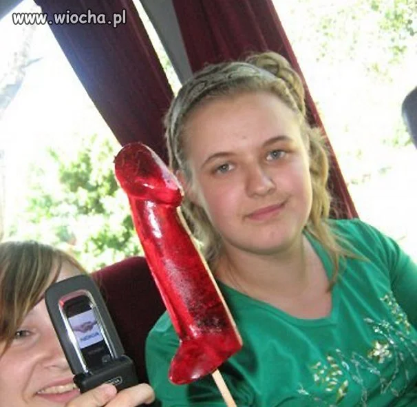 Zaprasza do zapoznania się 