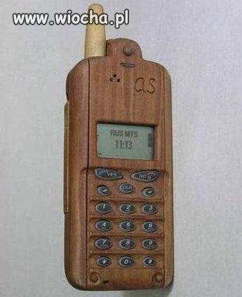 Drewniany telefon