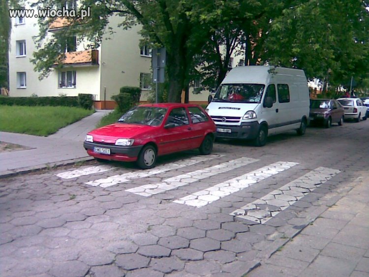 To przejście przed szkołą podstawową...