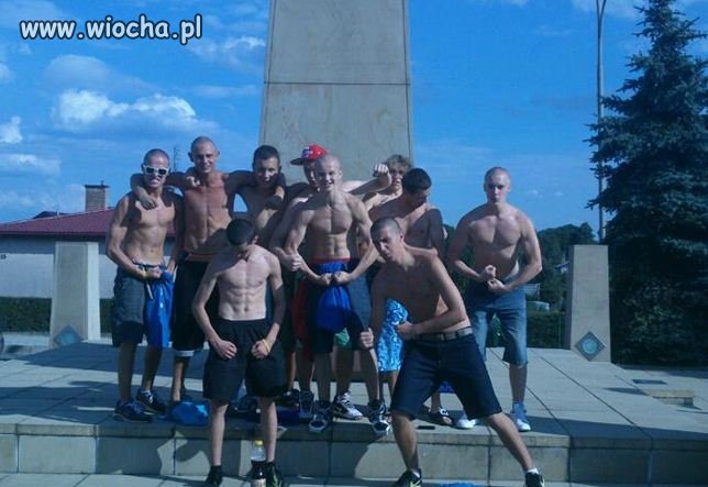 POMNIK