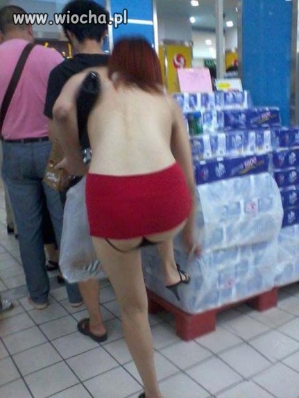 Tymczasem w kolejce do kasy...