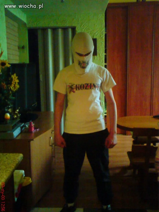 Chuligan na fotka.pl...