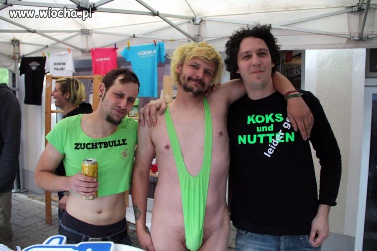 Borat z niemieckimi  kumplami 