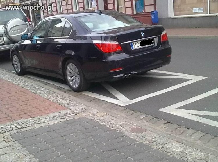 Niepełnosprawna umysłowo poznańska PYRA!!!