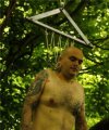 Jak można się  tak krzywdzić ?