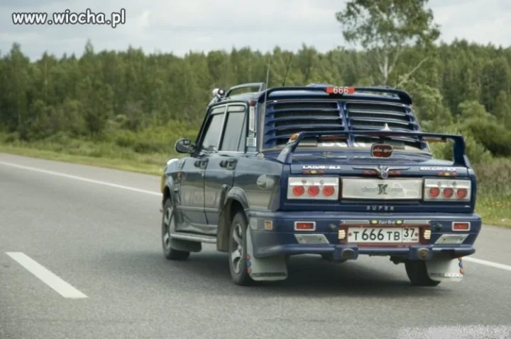 LADA SUPER TURBO 666